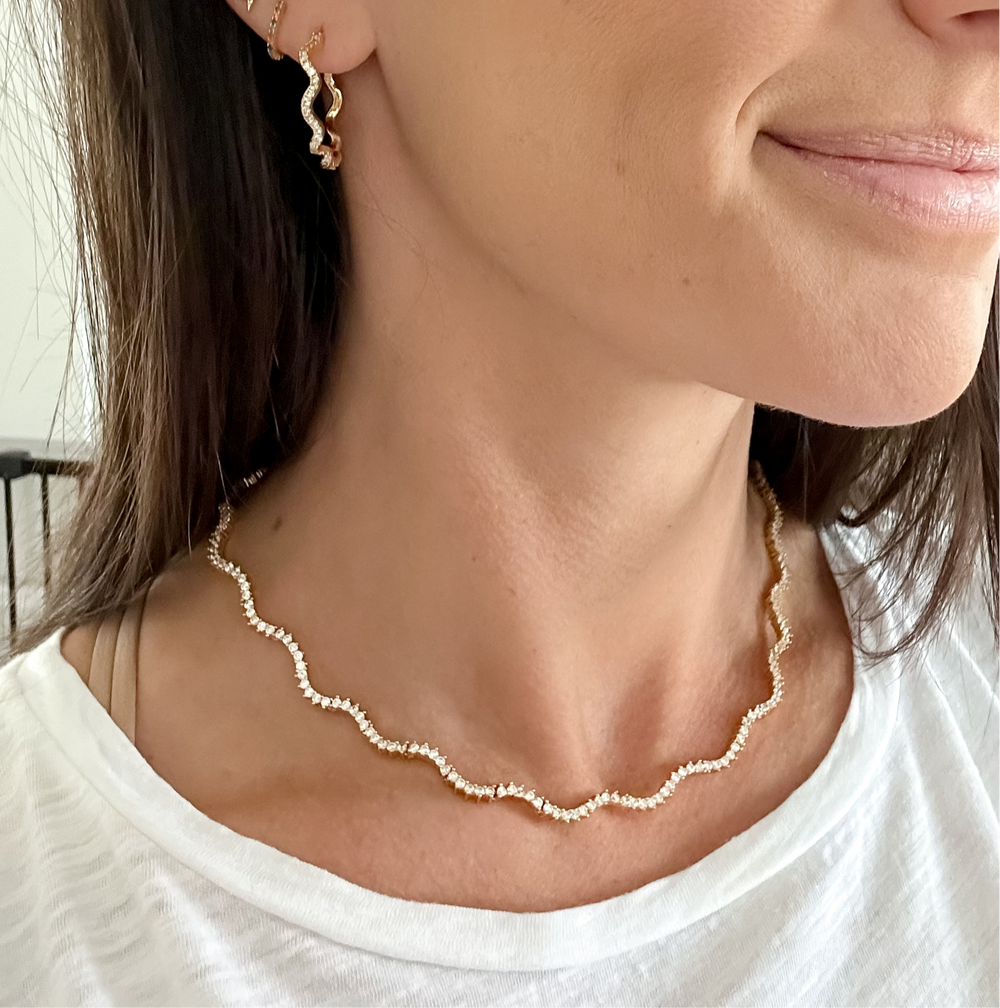 Larissa Wavy Necklace