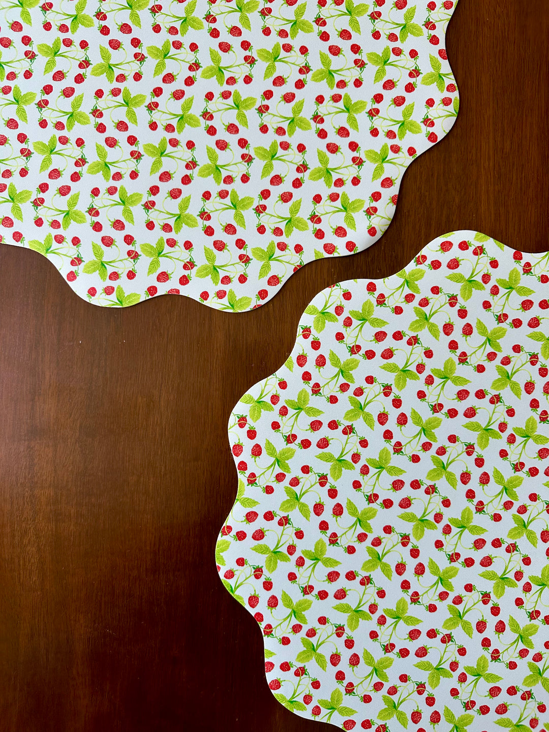 Wipeable Reversible Placemat - Berry Peachy