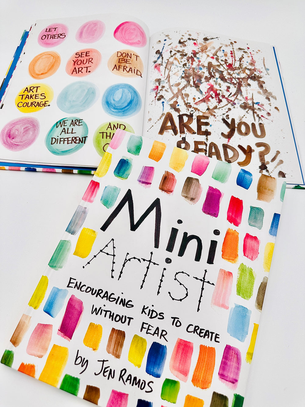 Mini Artist: Encouraging Kids to Create Without Fear